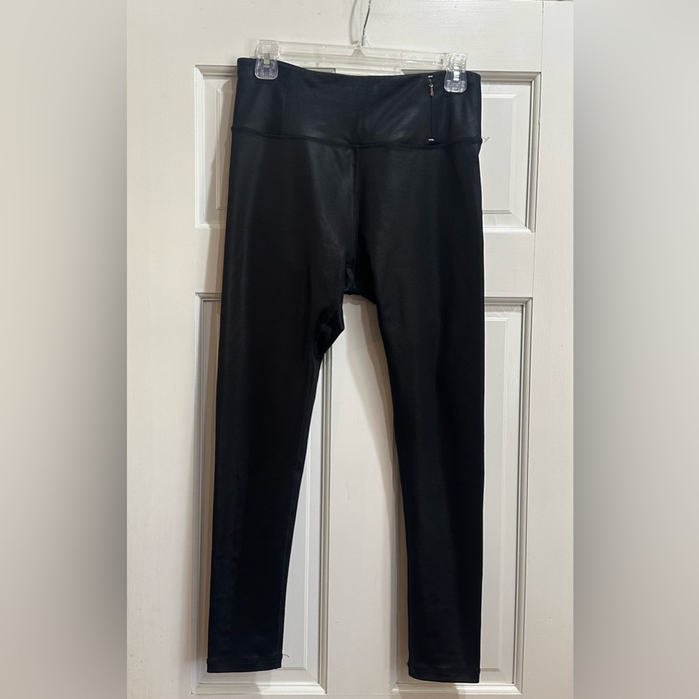 Calia Women's High Rise Cropped Leggings Shiny Black Medium